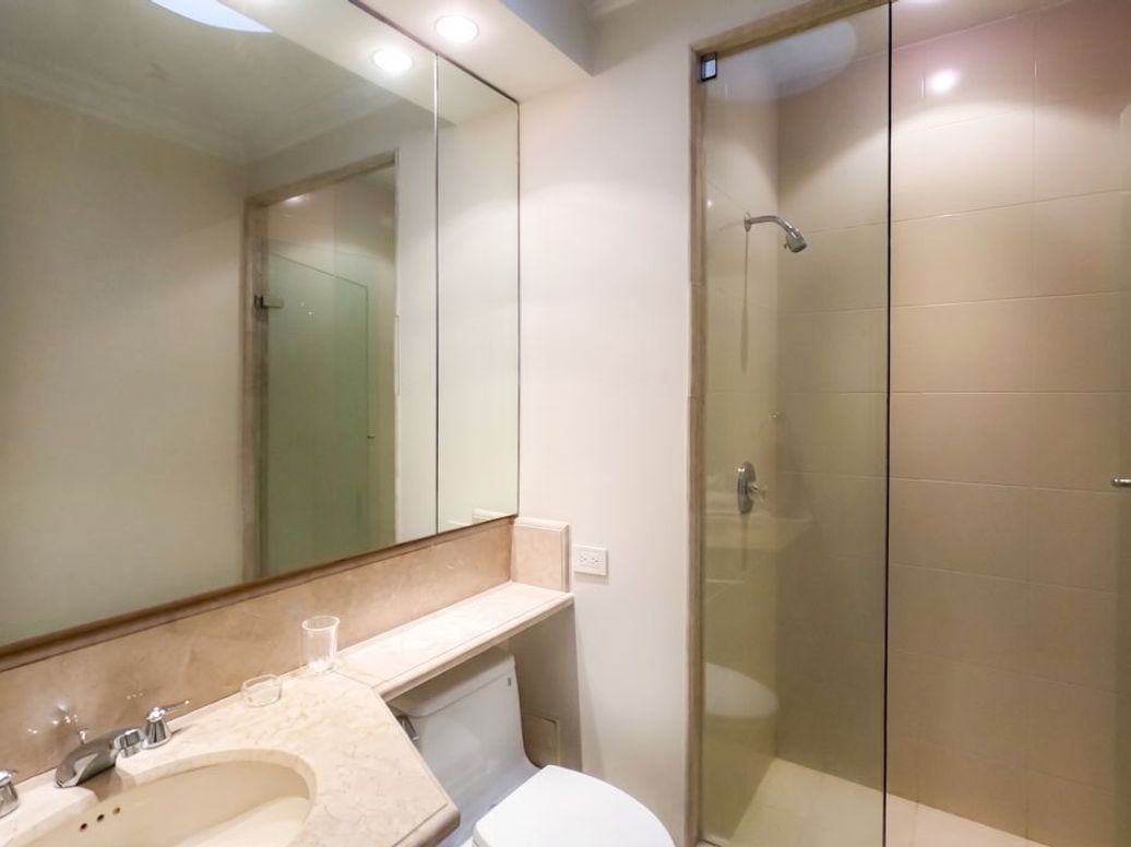 Apartamento de 3 alcobas en venta en El Retiro, Bogotá, 368 m² · foto 14 de 20