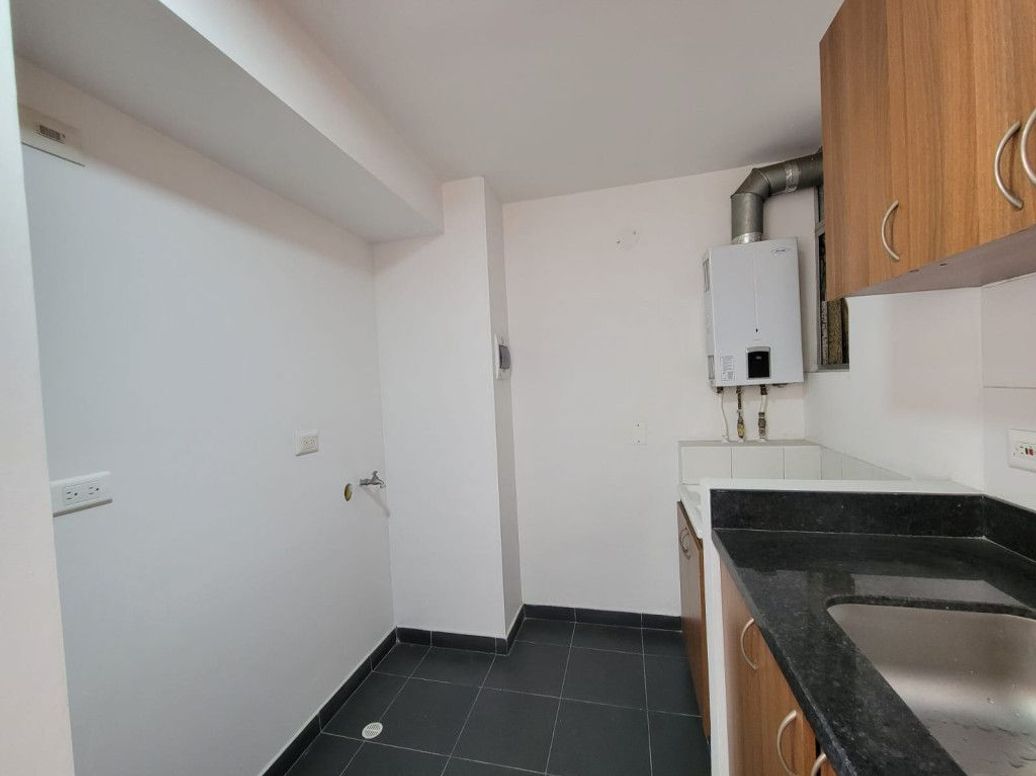Apartamento de 3 alcobas en venta en El Ensueño, Bogotá, 68 m² · foto 6 de 20