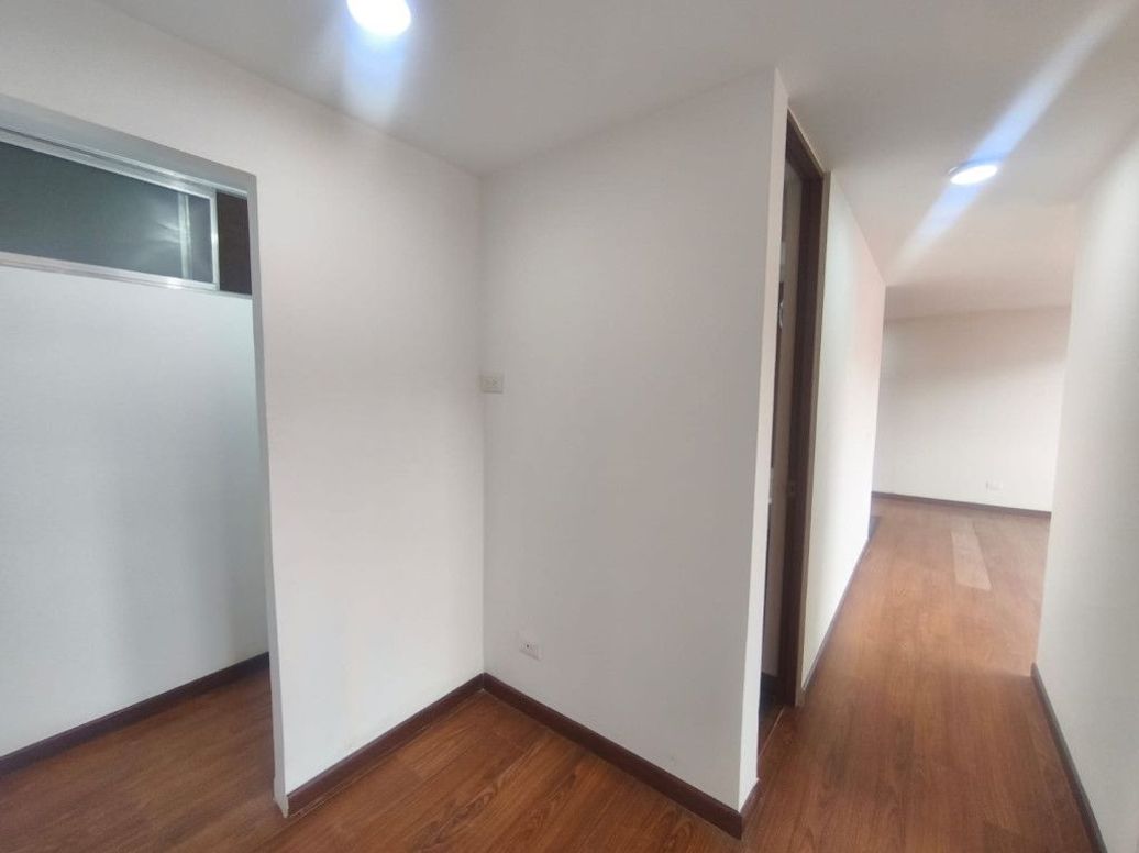 Apartamento de 3 alcobas en venta en El Ensueño, Bogotá, 68 m² · foto 14 de 20