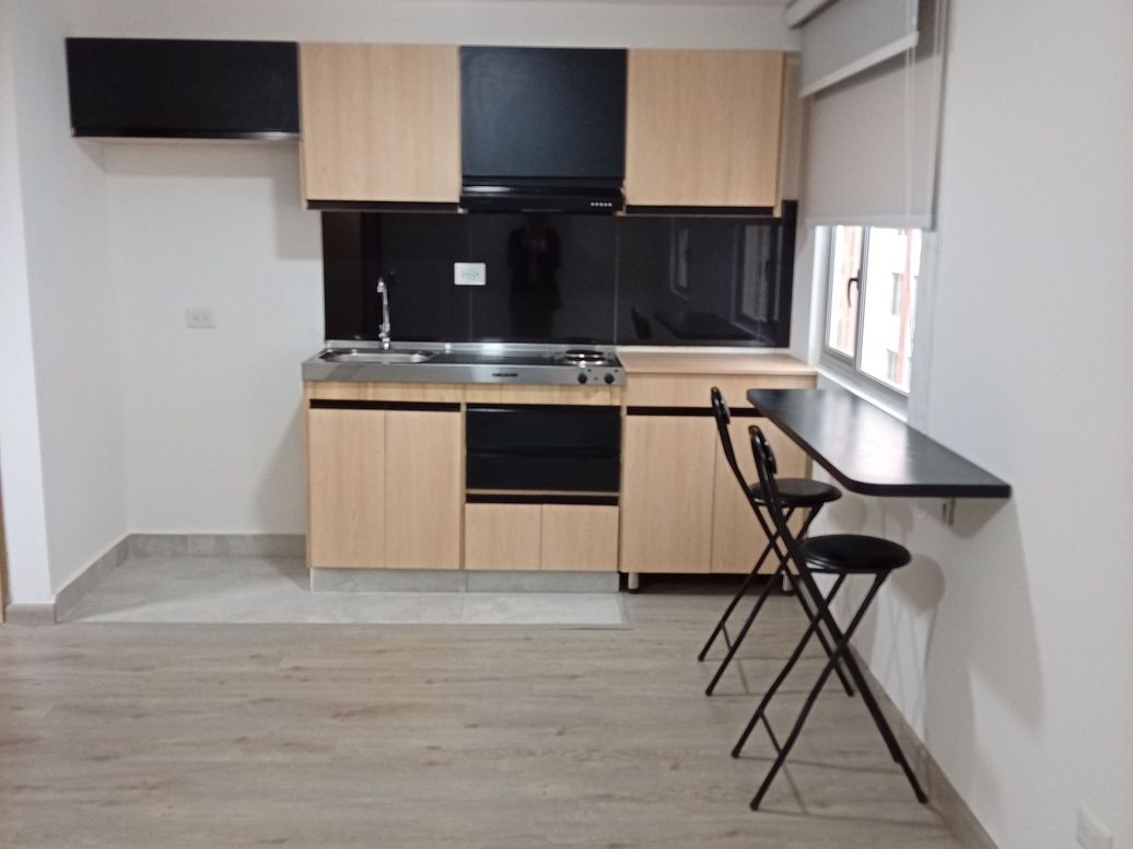 Apartaestudio en arriendo en Aeropuerto El Dorado, Bogotá · foto 2 de 14