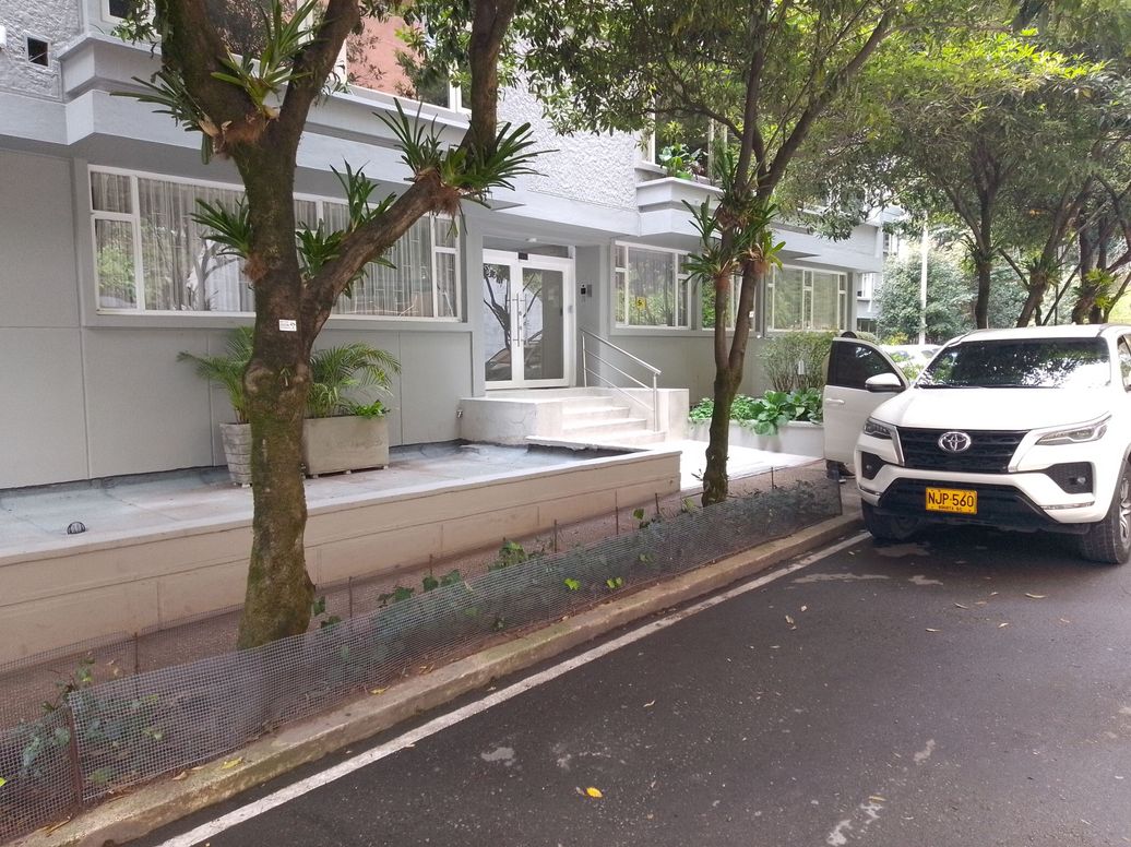 Apartamento de 3 alcobas en venta en Emaus, Bogotá, 100 m² · foto 14 de 16