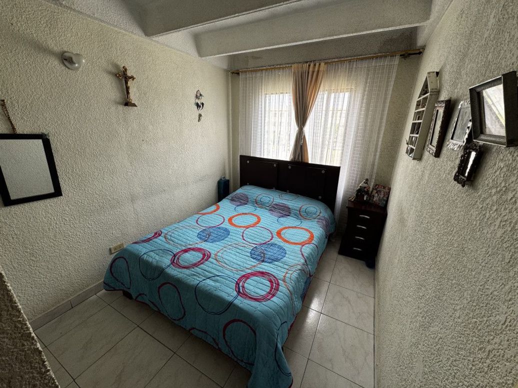 Apartamento de 3 alcobas en venta en Casa Blanca Et. Ii, Bogotá, 48 m² · foto 10 de 15