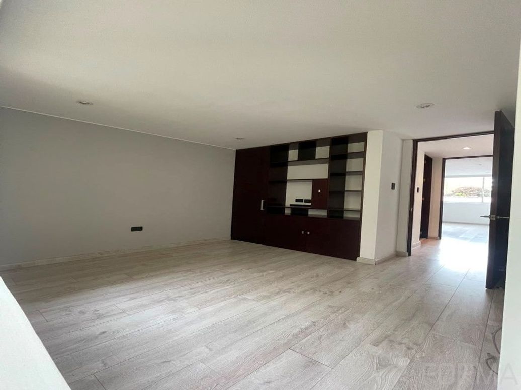 Apartamento de 2 alcobas en venta en Molinos Norte, Bogotá, 60 m² · foto 7 de 11
