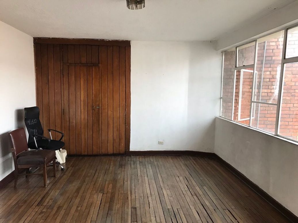 Casa de 3 alcobas en venta en Rafael Uribe, Bogotá, 450 m² · foto 6 de 20
