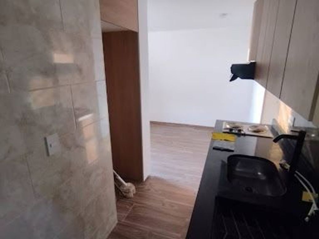 Apartaestudio en venta en El Redil, Bogotá, 35 m² · foto 4 de 17