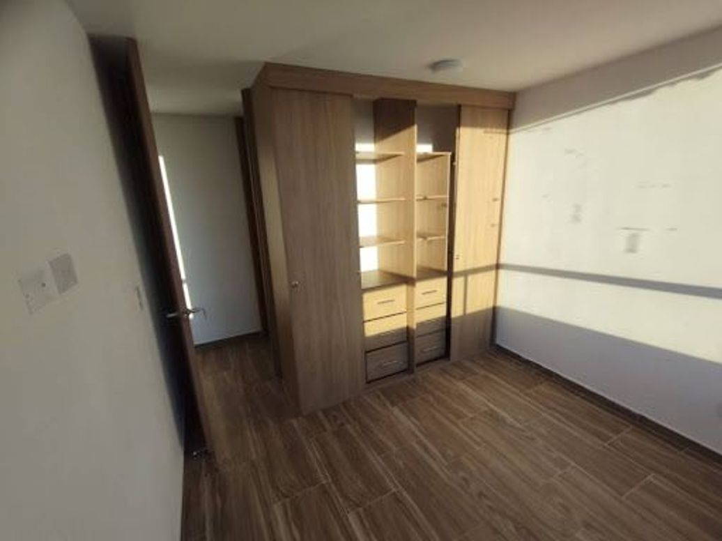 Apartaestudio en venta en El Redil, Bogotá, 35 m² · foto 14 de 17