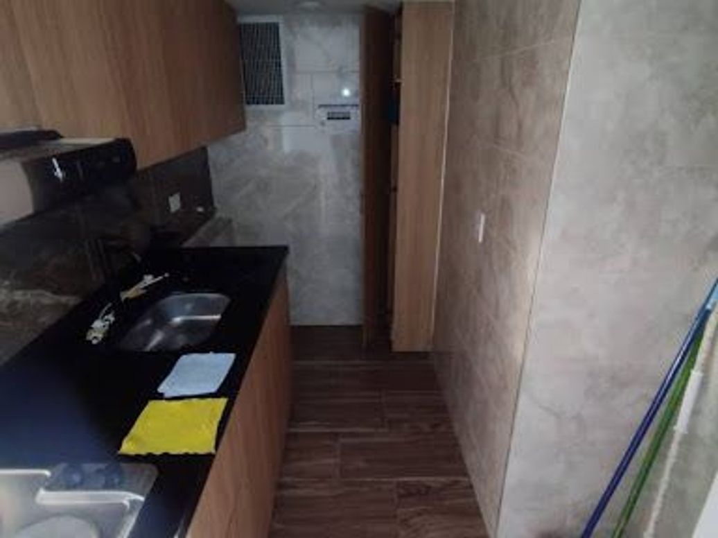 Apartaestudio en venta en El Redil, Bogotá, 35 m² · foto 3 de 17