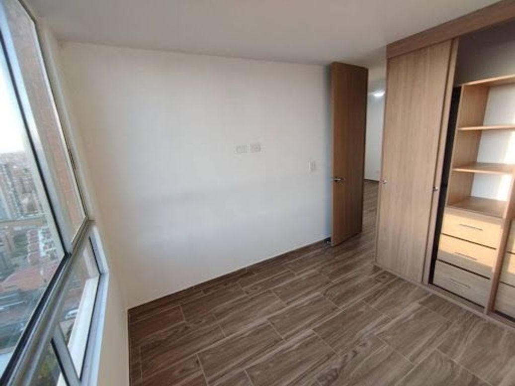 Apartaestudio en venta en El Redil, Bogotá, 35 m² · foto 13 de 17