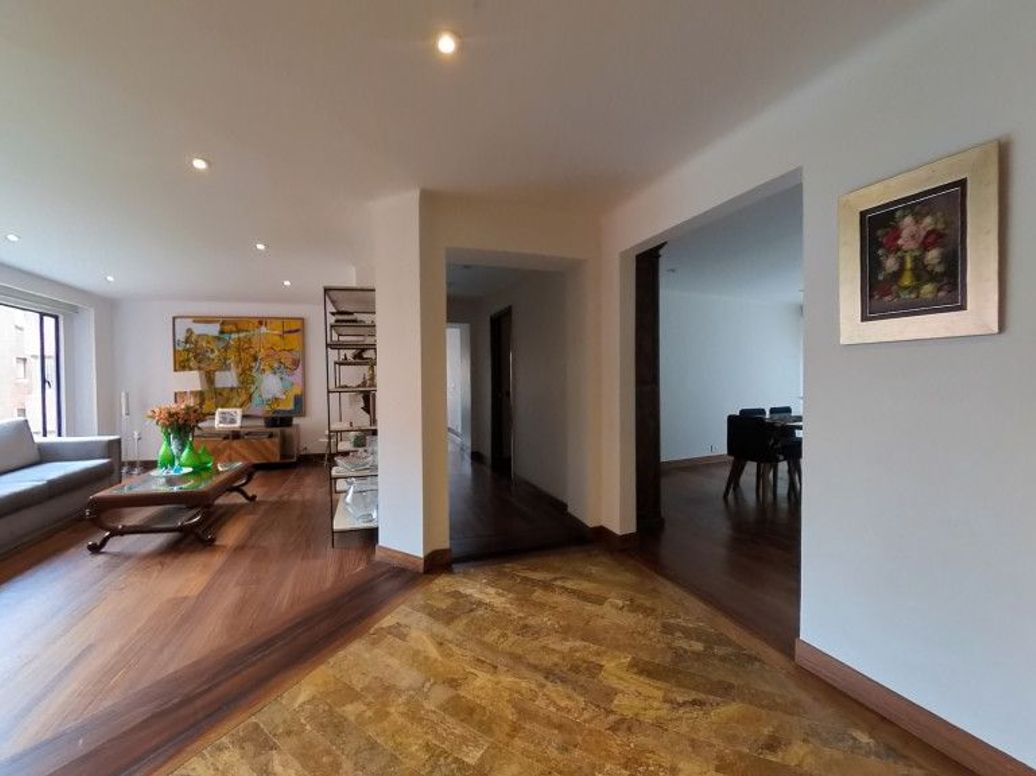 Apartamento de 3 alcobas en venta en Bellavista, Bogotá, 173 m² · foto 4 de 17