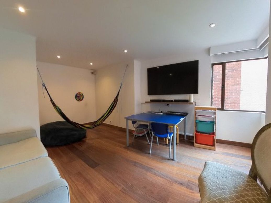 Apartamento de 3 alcobas en venta en Bellavista, Bogotá, 173 m² · foto 6 de 17
