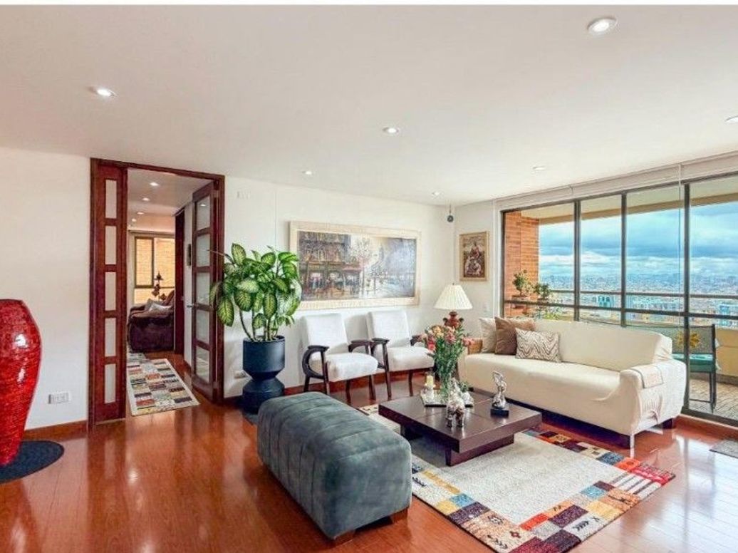 Apartamento de 3 alcobas en venta en Los Alpes, Bogotá, 170 m² · foto 3 de 20