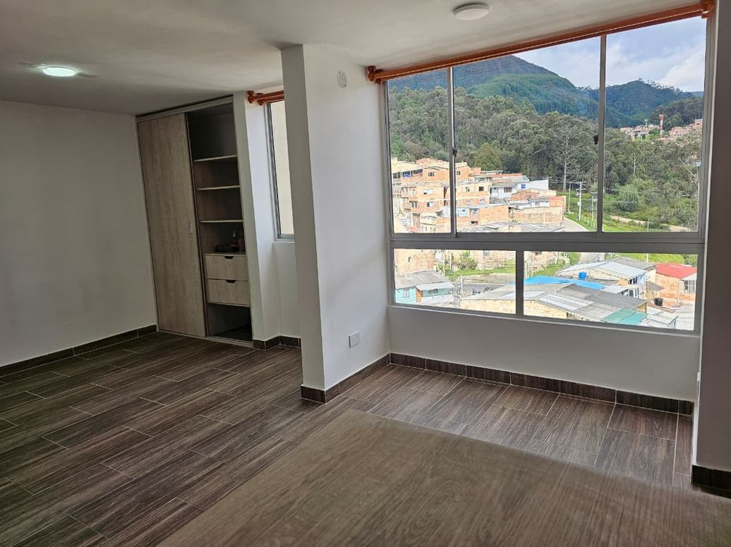 Apartaestudio en venta en Cerros, Bogotá, 25 m² · foto 8 de 15