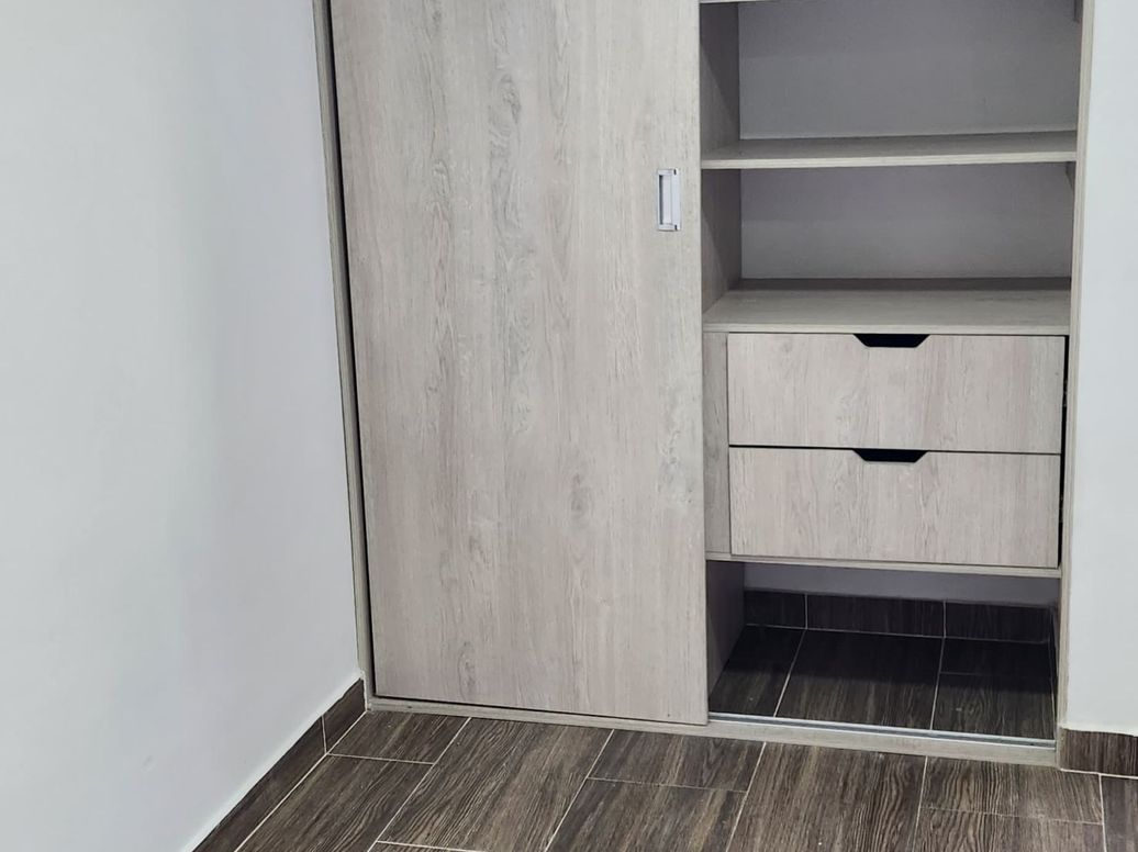 Apartaestudio en venta en Cerros, Bogotá, 25 m² · foto 14 de 15