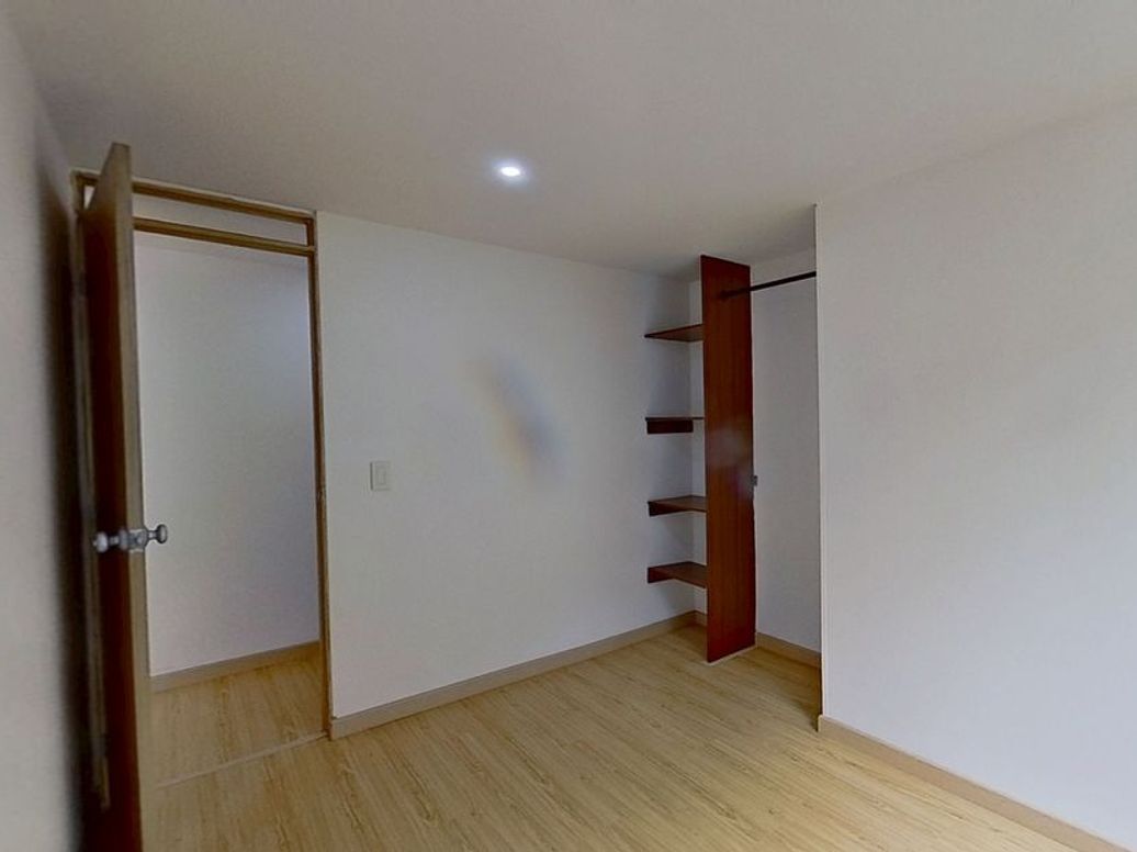 Apartamento de 3 alcobas en venta en El Codito, Bogotá, 56 m² · foto 6 de 16