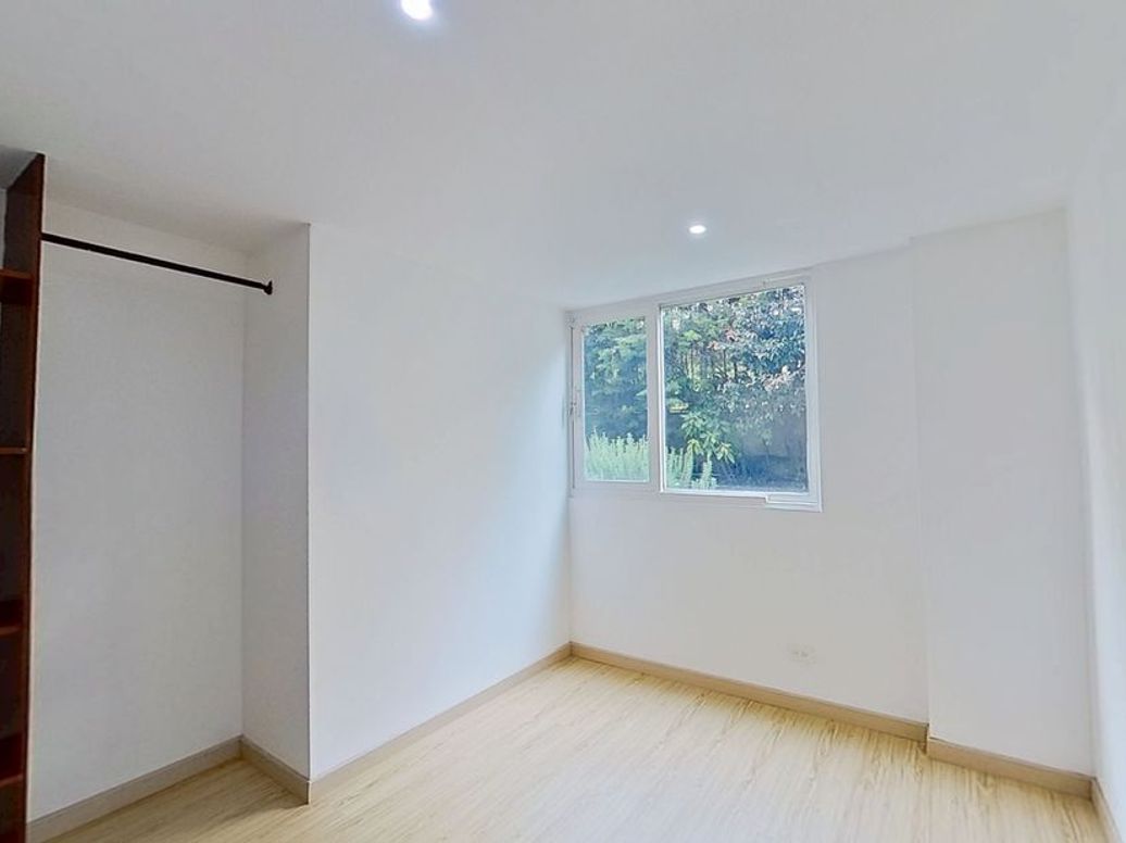 Apartamento de 3 alcobas en venta en El Codito, Bogotá, 56 m² · foto 15 de 16