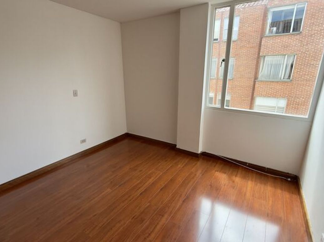 Apartamento de 3 alcobas en venta en Santa Barbara Central, Bogotá, 160 m² · foto 16 de 20