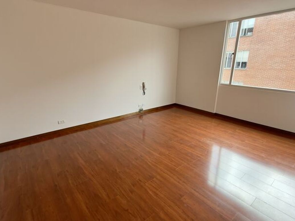 Apartamento de 3 alcobas en venta en Santa Barbara Central, Bogotá, 160 m² · foto 18 de 20
