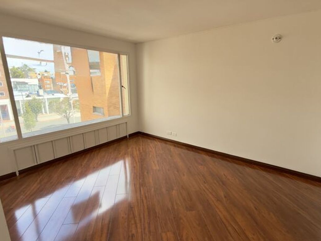 Apartamento de 3 alcobas en venta en Santa Barbara Central, Bogotá, 160 m² · foto 10 de 20