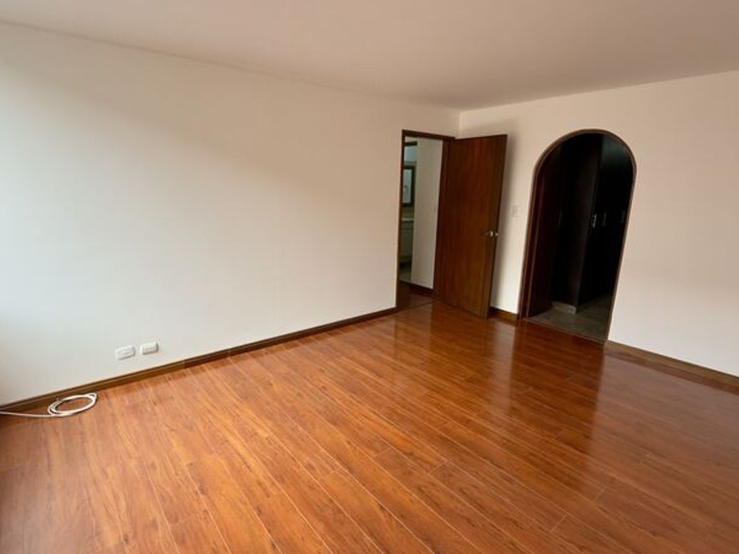 Apartamento de 3 alcobas en venta en Santa Barbara Central, Bogotá, 160 m² · foto 19 de 20