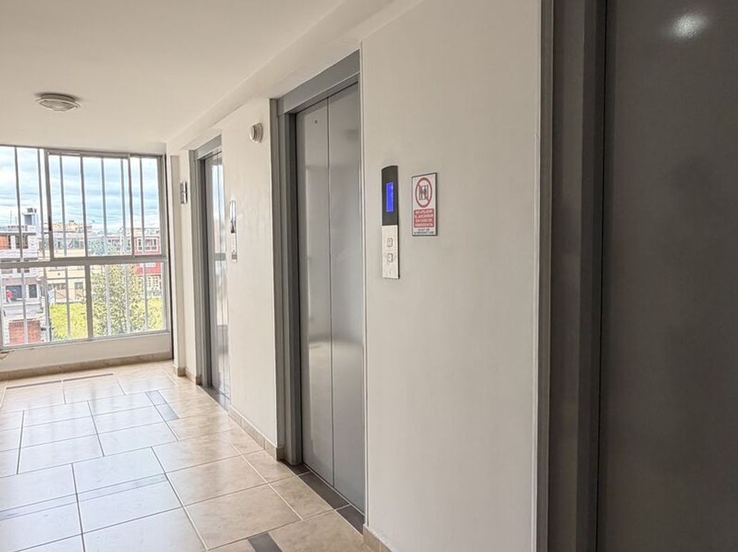 Apartamento de 2 alcobas en venta en Boyacá, Bogotá, 52 m² · foto 11 de 18