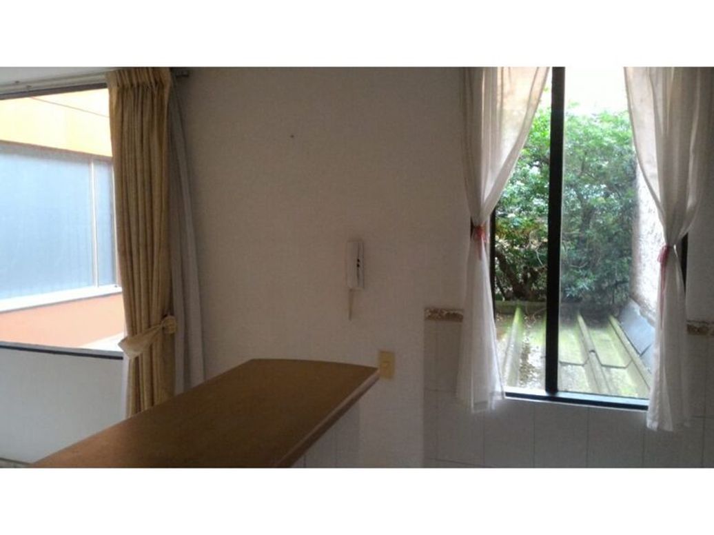 Apartamento de 1 alcoba en venta en Pardo Rubio, Bogotá, 37 m² · foto 4 de 10