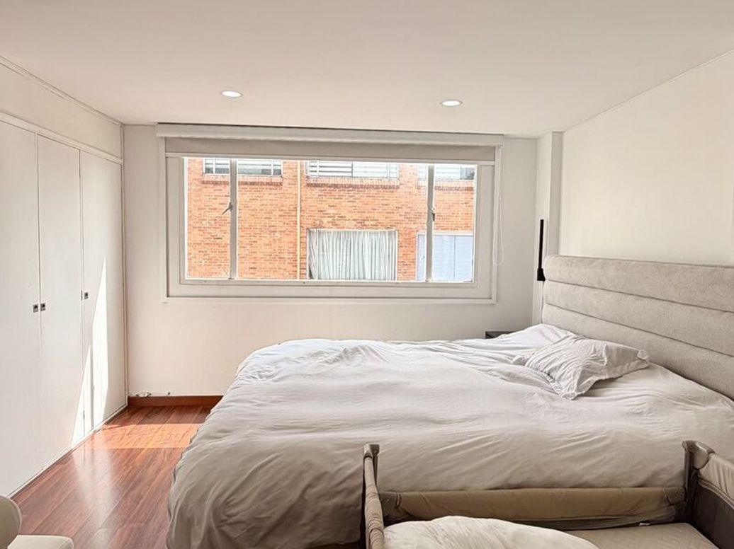 Apartamento de 3 alcobas en venta en Los Cedritos, Bogotá, 110 m² · foto 11 de 14