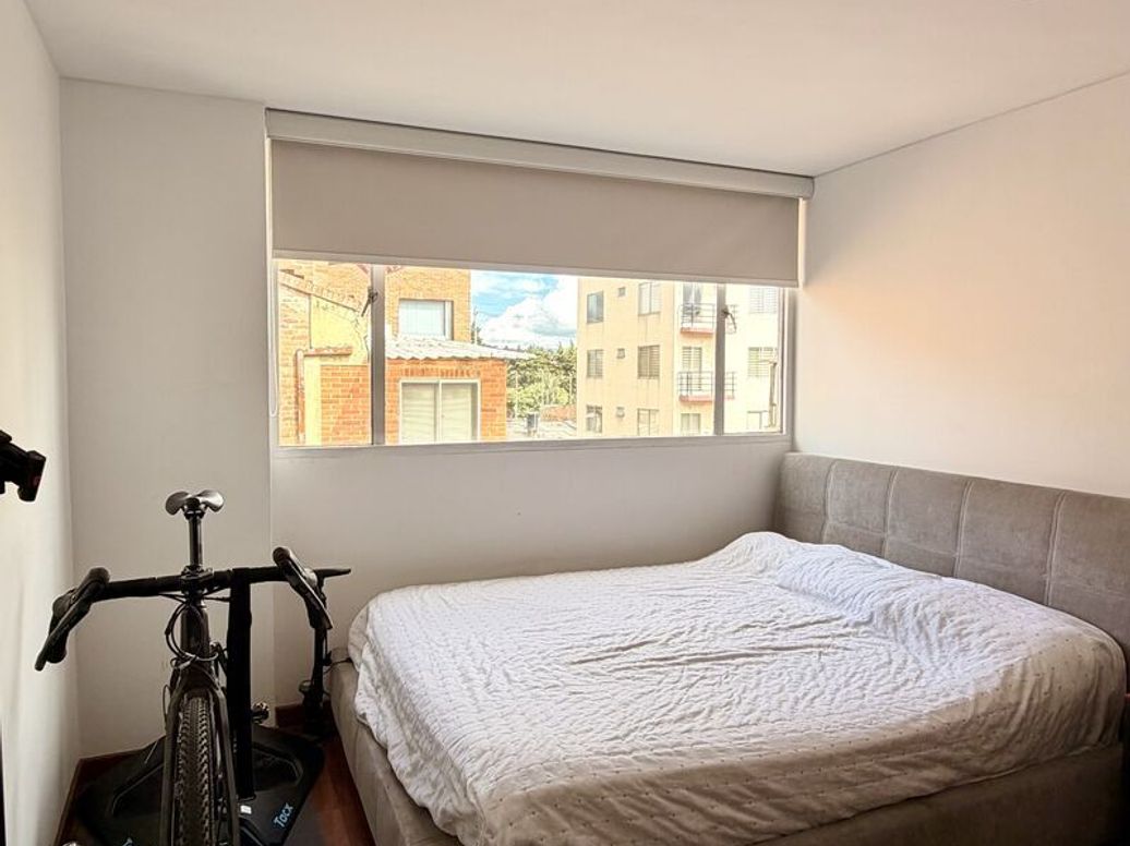 Apartamento de 3 alcobas en venta en Los Cedritos, Bogotá, 110 m² · foto 10 de 14