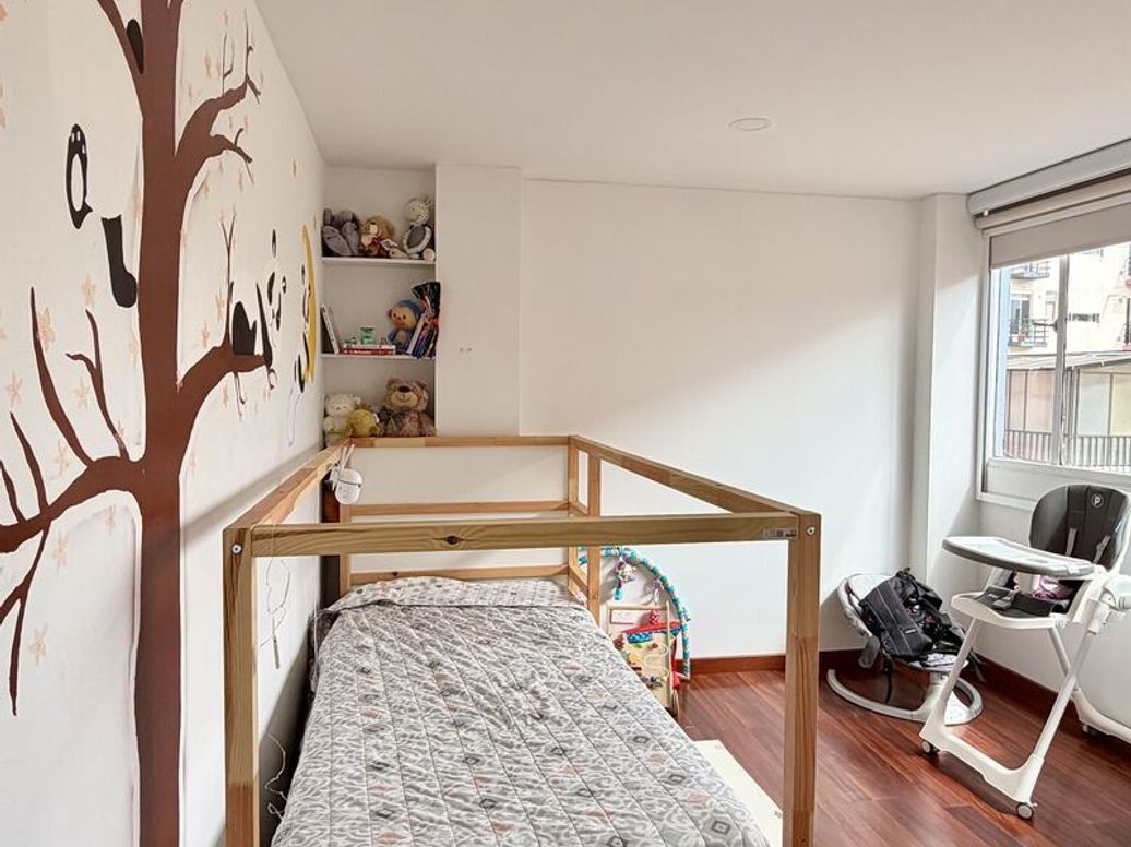 Apartamento de 3 alcobas en venta en Los Cedritos, Bogotá, 110 m² · foto 13 de 14