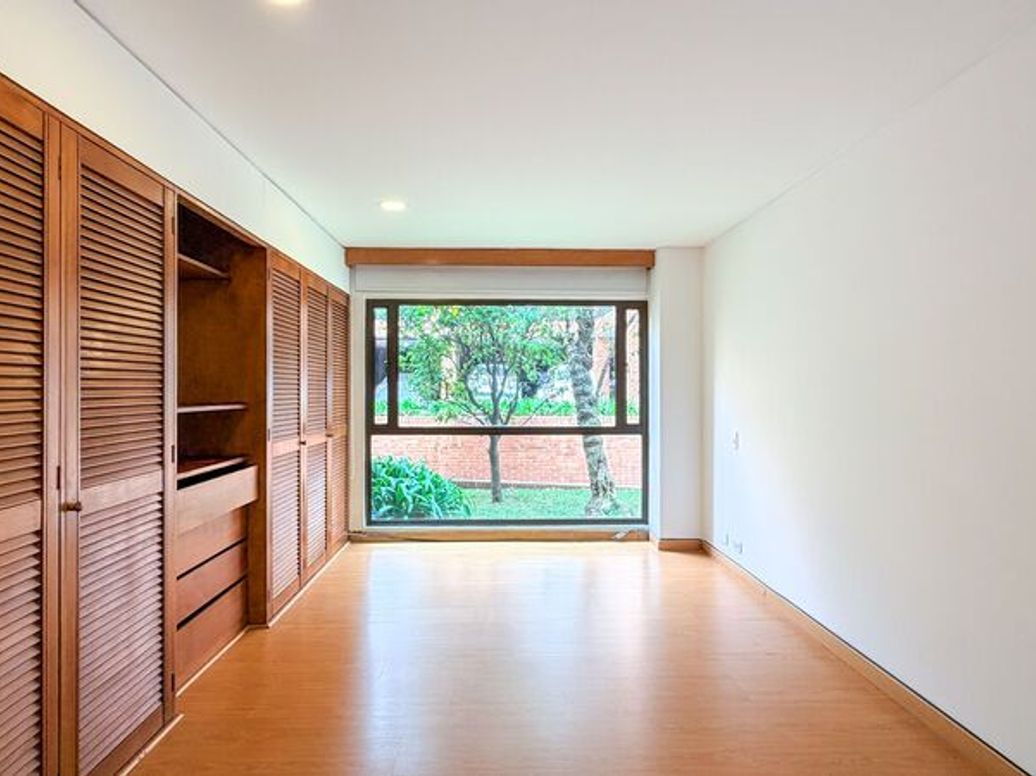 Apartamento de 3 alcobas en venta en Las Acasias, Bogotá, 120 m² · foto 8 de 20