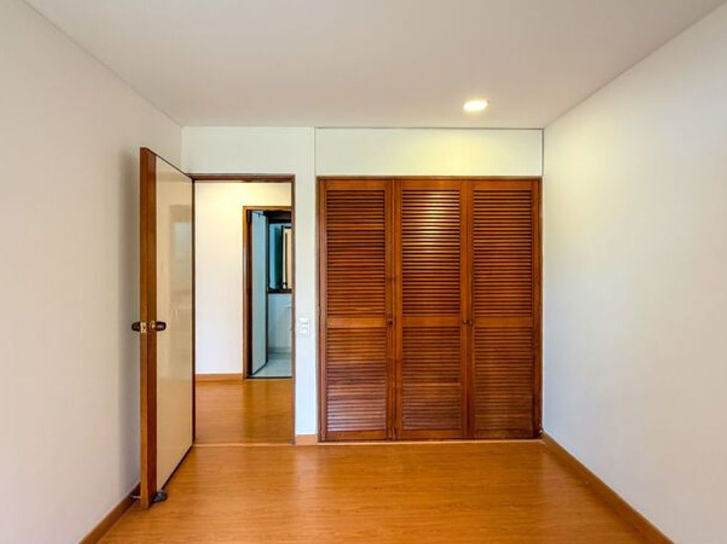 Apartamento de 3 alcobas en venta en Las Acasias, Bogotá, 120 m² · foto 16 de 20