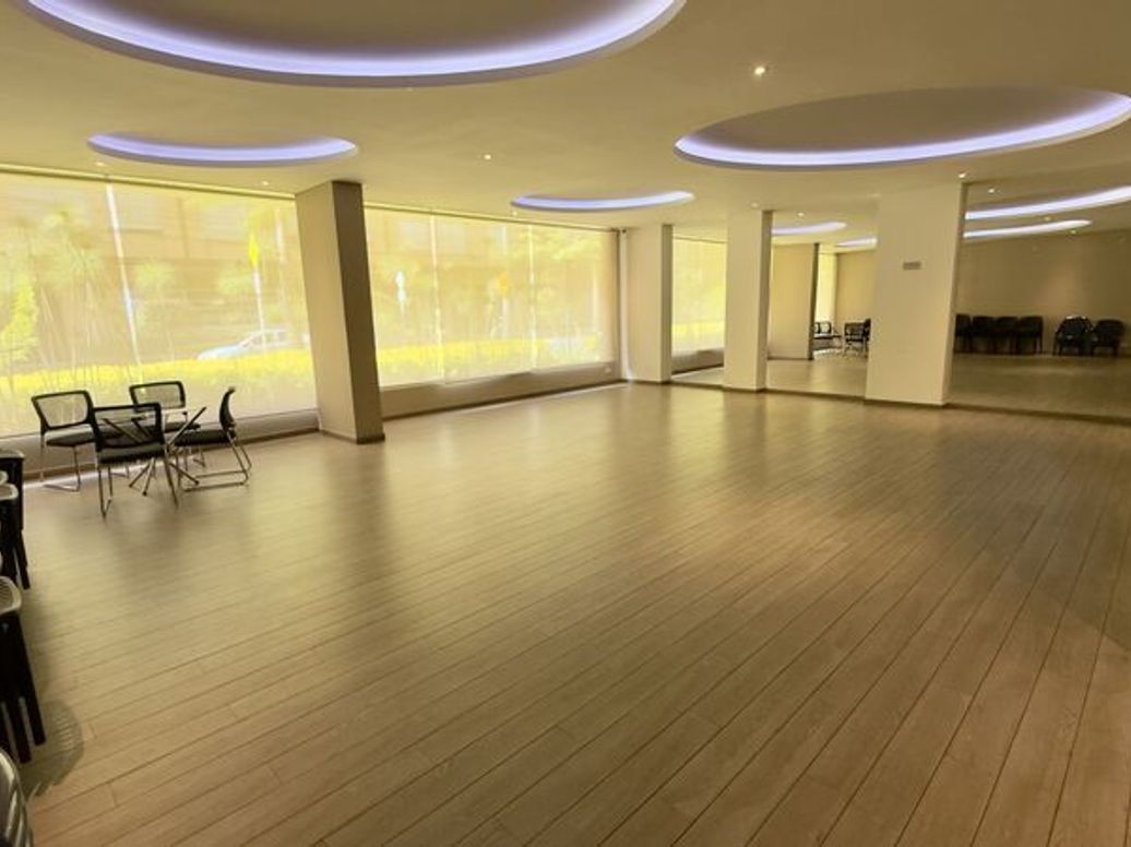 Apartamento de 3 alcobas en venta en Chico Norte Et. Iii, Bogotá, 380 m² · foto 15 de 20