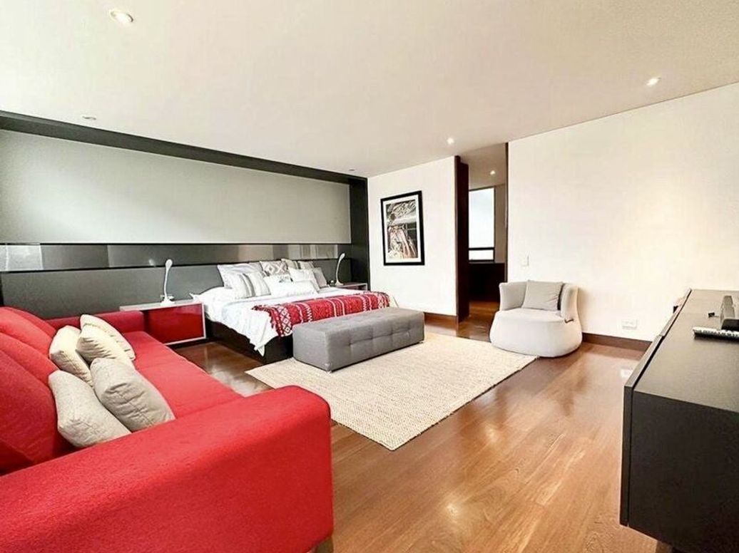 Apartamento de 3 alcobas en venta en Chico Norte Et. Iii, Bogotá, 380 m² · foto 7 de 20