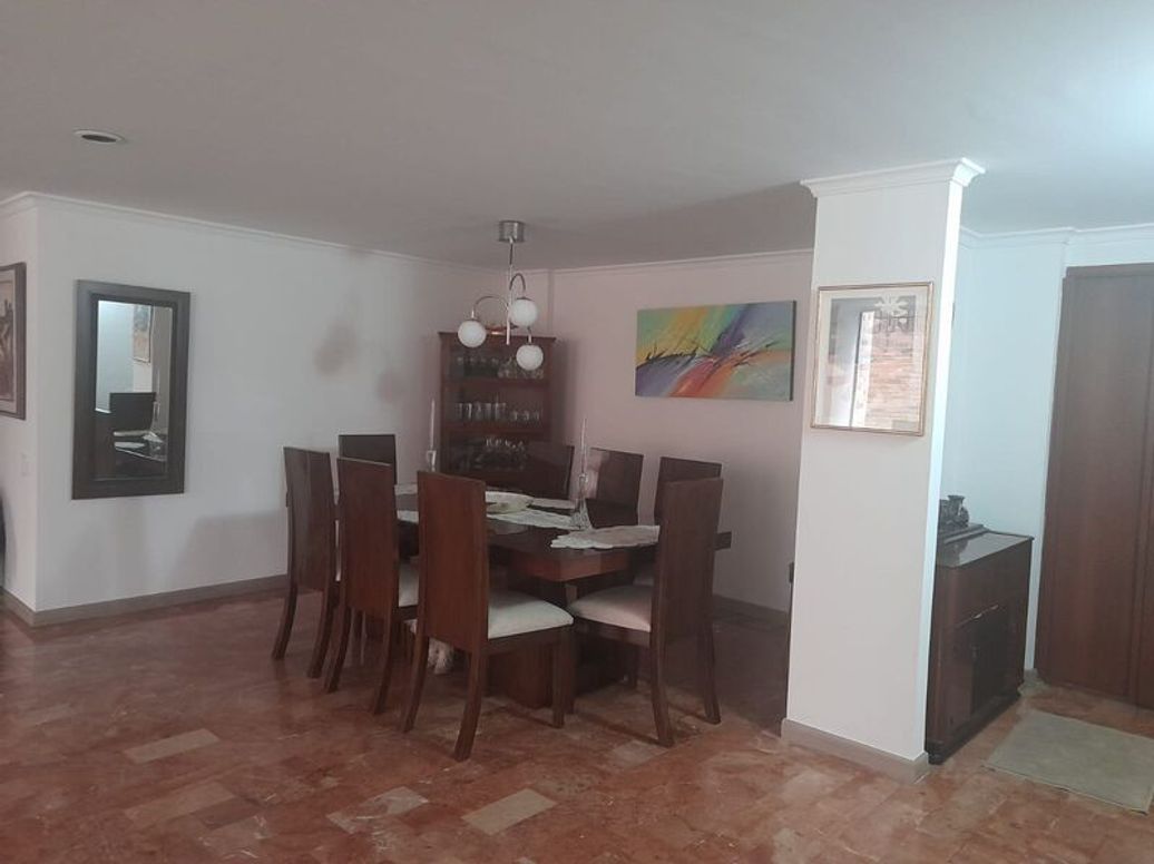 Apartamento de 3 alcobas en venta en Santa Barbara Occidental, Bogotá, 155 m² · foto 14 de 20