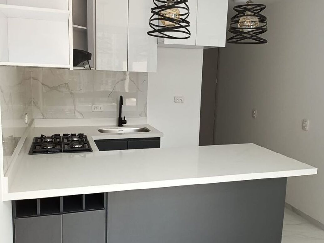 Apartaestudio en venta en El Plan, Bogotá, 31 m² · foto 2 de 20