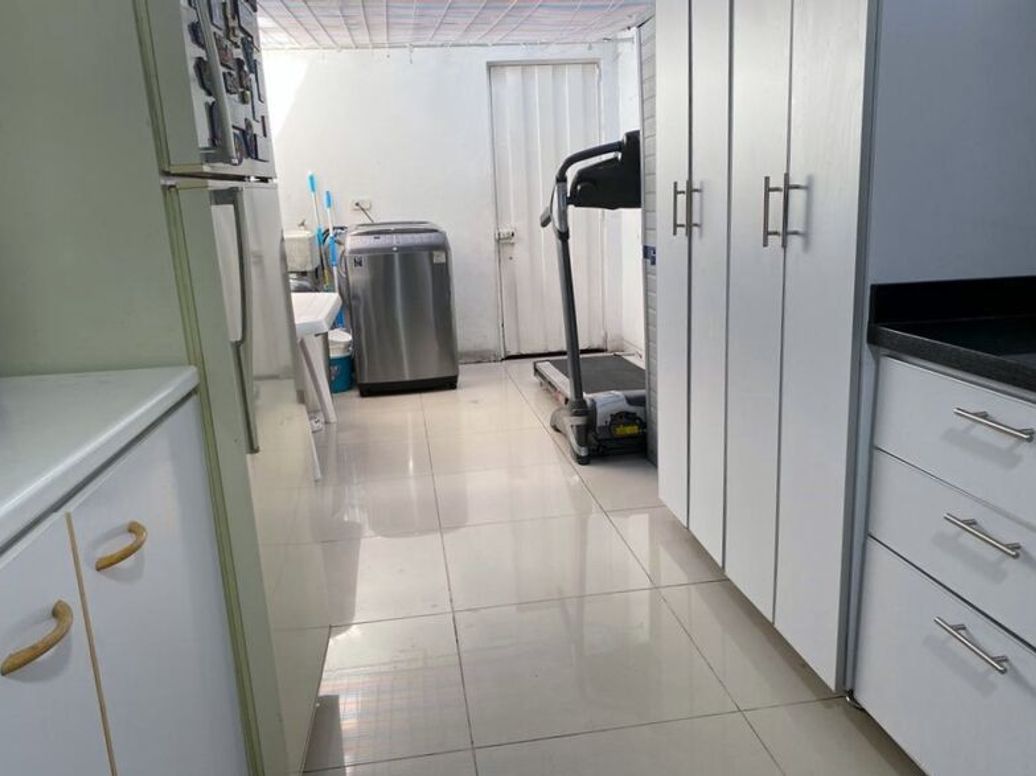 Casa de 4 alcobas en venta en Polo Club, Bogotá, 241 m² · foto 14 de 20