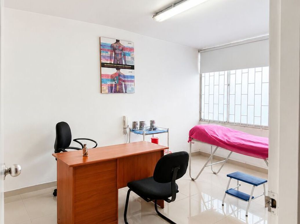 Casa de 4 alcobas en venta en Polo Club, Bogotá, 230 m² · foto 17 de 20