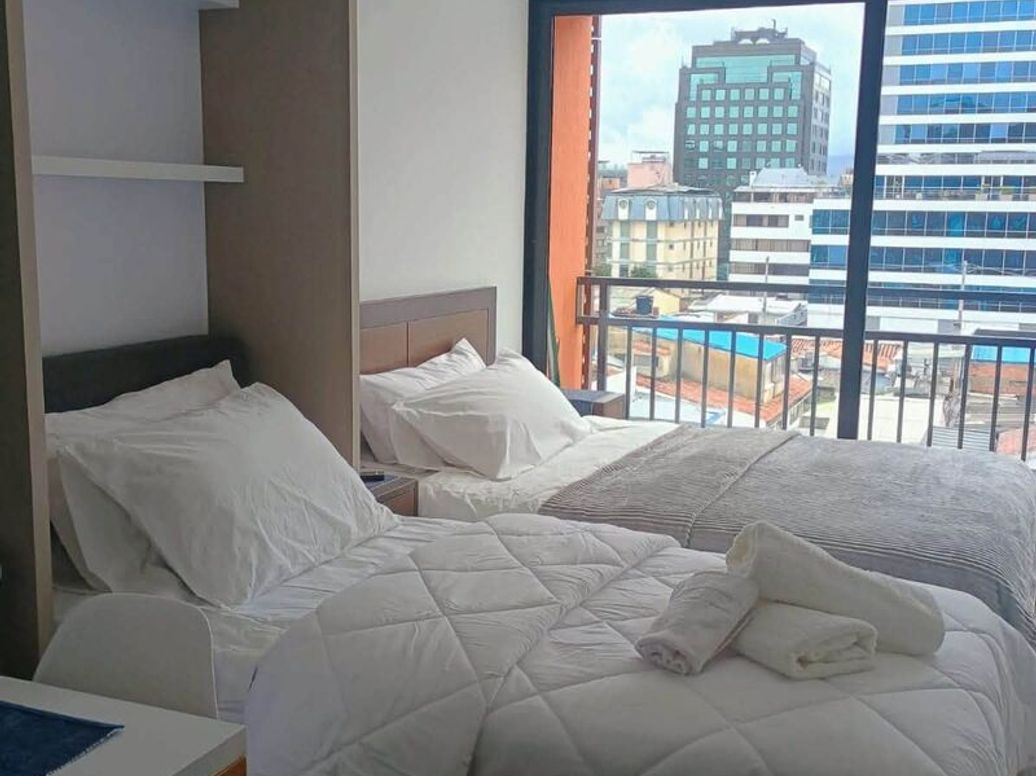 Apartamento de 1 alcoba en venta en Chico Norte Et. Ii, Bogotá, 24 m² · foto 4 de 5