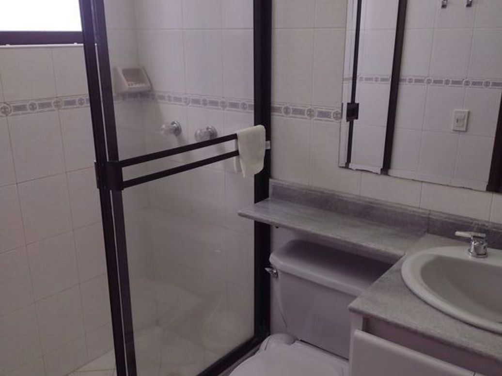 Apartamento de 4 alcobas en venta en Nuevo Contry, Bogotá, 193 m² · foto 15 de 20