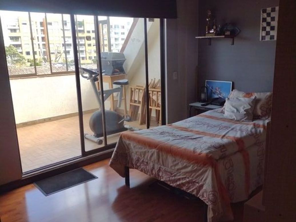 Apartamento de 4 alcobas en venta en Nuevo Contry, Bogotá, 193 m² · foto 16 de 20