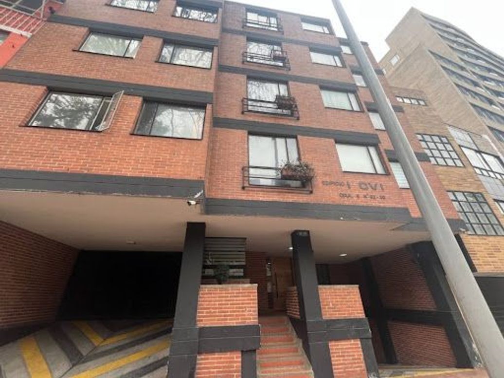 Apartamento de 2 alcobas en venta en San Martín, Bogotá, 40 m² · foto 2 de 17
