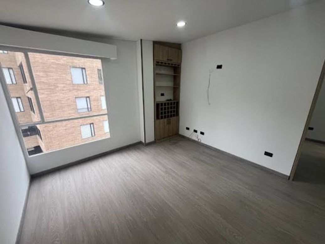 Apartamento de 2 alcobas en venta en San Martín, Bogotá, 40 m² · foto 4 de 17