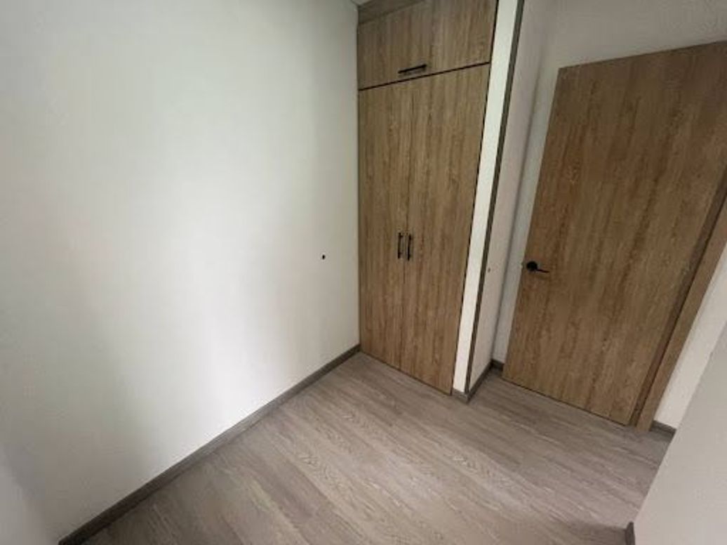 Apartamento de 2 alcobas en venta en San Martín, Bogotá, 40 m² · foto 10 de 17