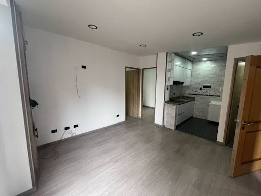 Apartamento de 2 alcobas en venta en San Martín, Bogotá, 40 m² · foto 5 de 17