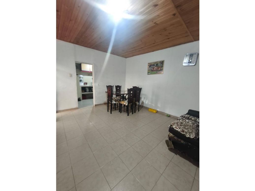 Casa de 7 alcobas en venta en Tunjuelito, Bogotá, 207 m² · foto 5 de 20