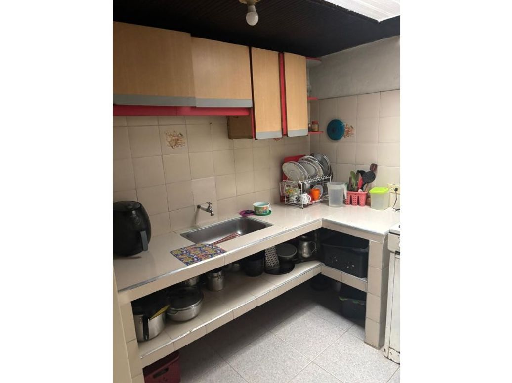 Casa de 7 alcobas en venta en Tunjuelito, Bogotá, 207 m² · foto 10 de 20