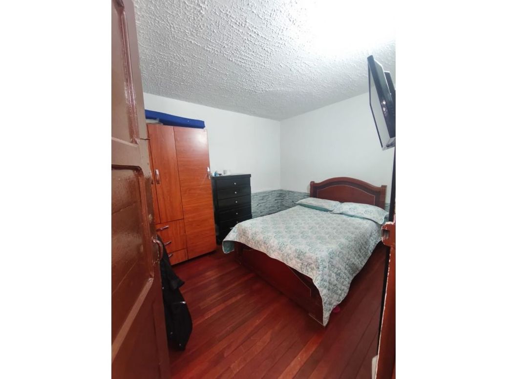 Casa de 7 alcobas en venta en Tunjuelito, Bogotá, 207 m² · foto 16 de 20
