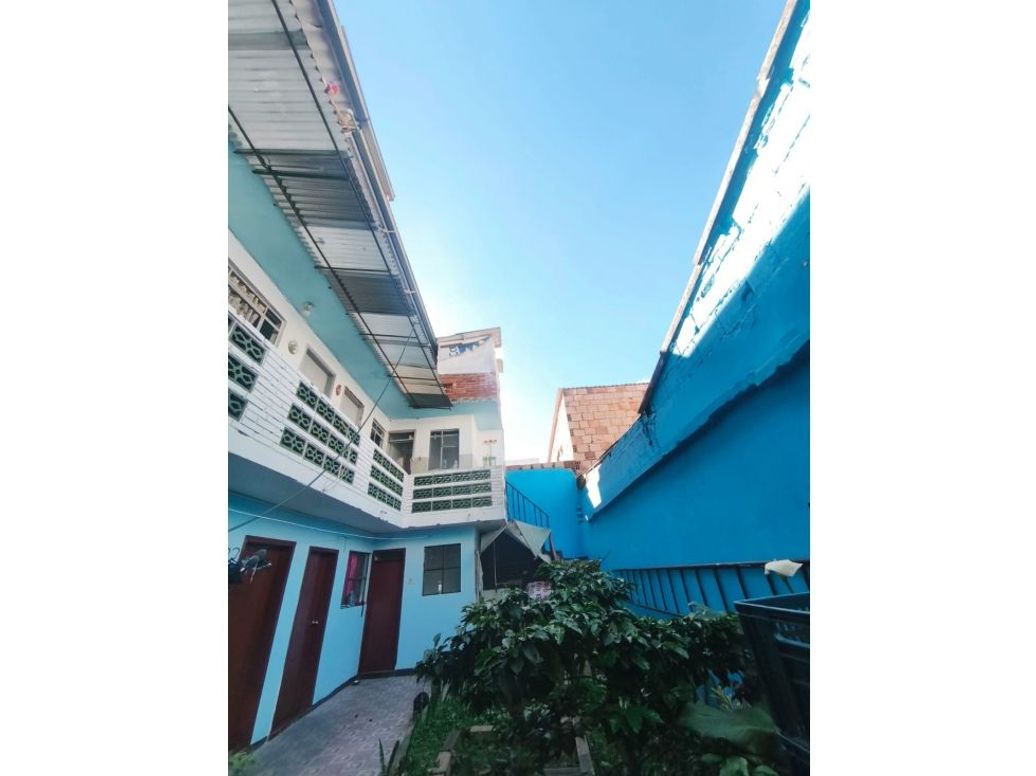Casa de 7 alcobas en venta en Molinos Del Sur, Bogotá, 178 m² · foto 7 de 20