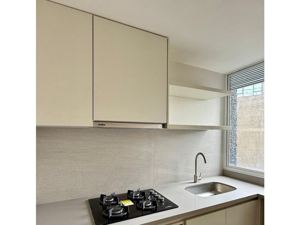 Apartamento de 2 alcobas en venta en Chapinero Alto, Bogotá, 82 m² · foto 6 de 16