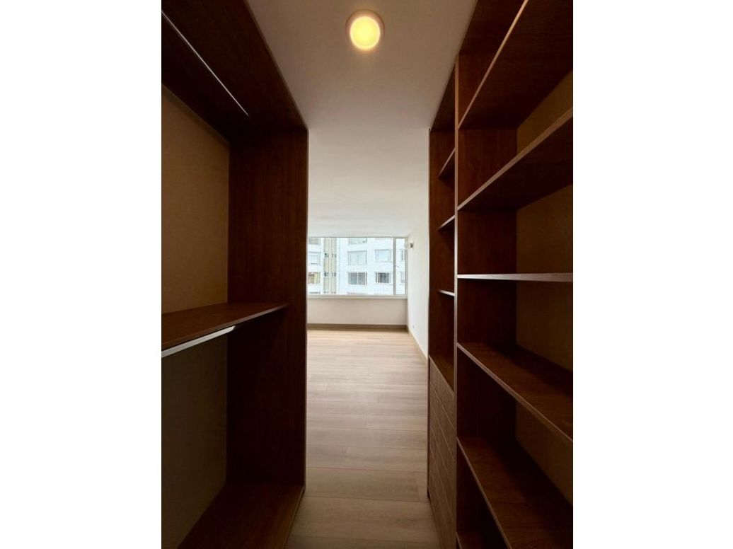 Apartamento de 2 alcobas en venta en Chapinero Alto, Bogotá, 82 m² · foto 10 de 16