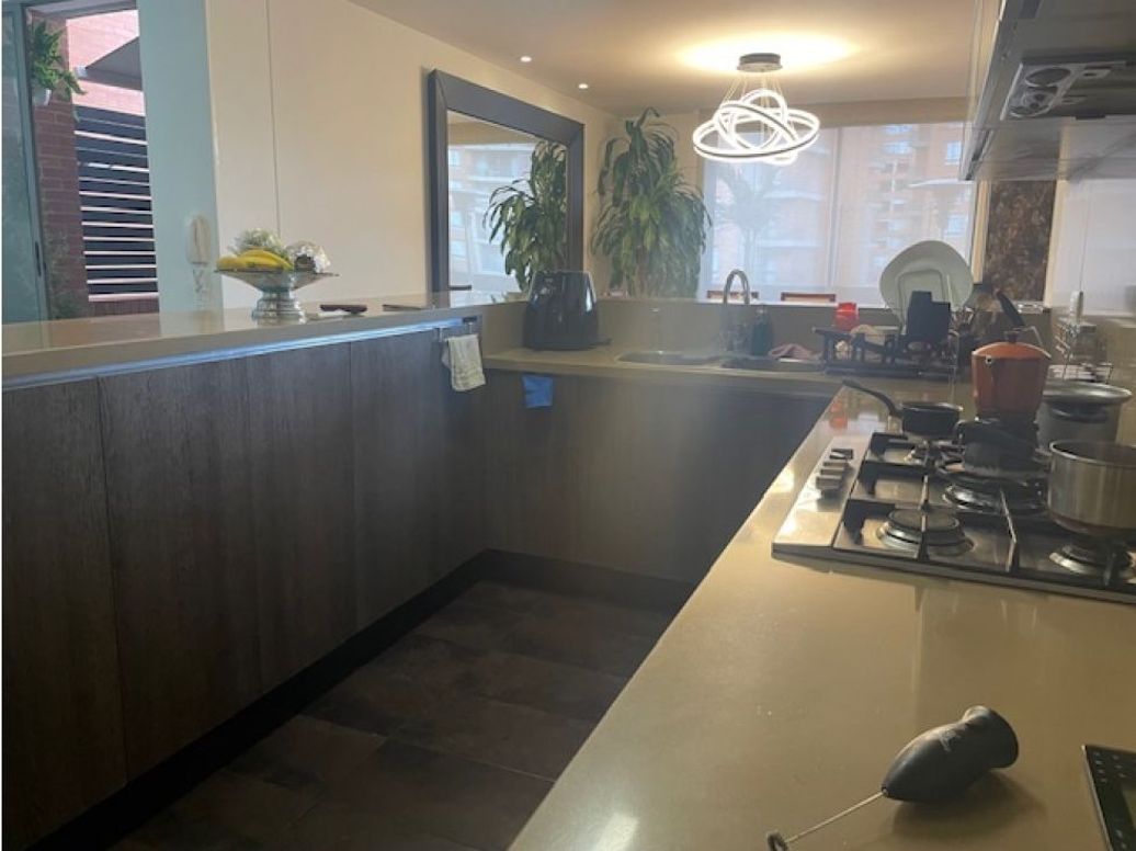 Apartamento de 4 alcobas en venta en Colina Campestre, Bogotá, 270 m² · foto 6 de 20